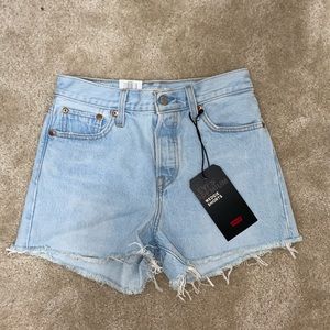 Levi’s Wedgie light wash denim shorts